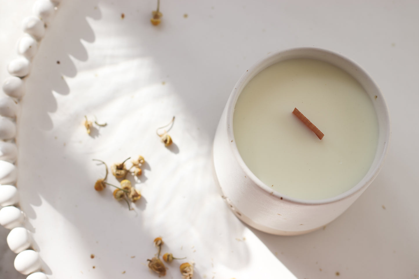 Essential Oil candle - a blend of basil, lemon, sweet orange, and spearmint